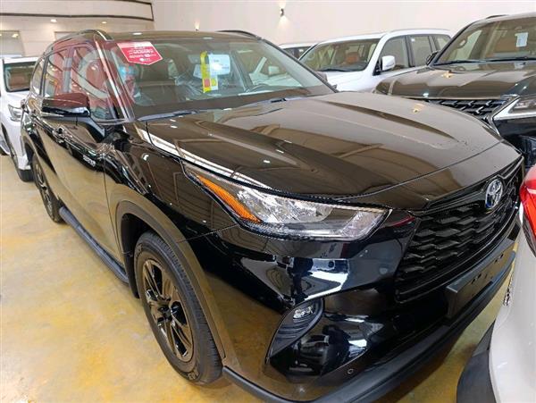 Toyota for sale in Iraq